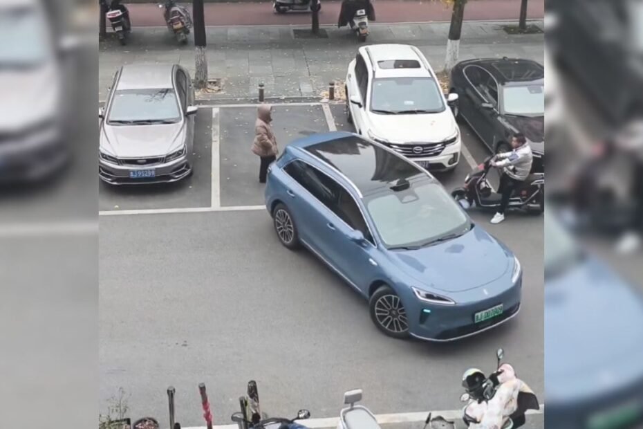 ¿Te molesta cuando alguien reserva sitio para aparcar? Esta tecnología puede hacer que ganes esa “batalla” sin discutir