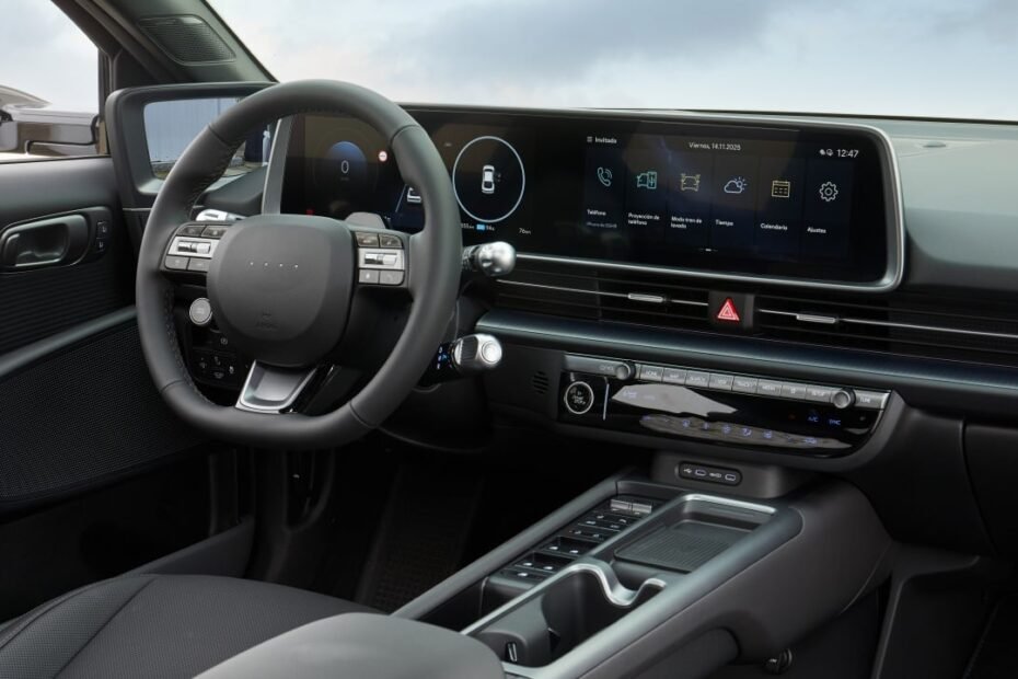 ¿Te planteas un coche eléctrico o híbrido? Si lleva esto, conducir a diario te resultará mucho más fácil