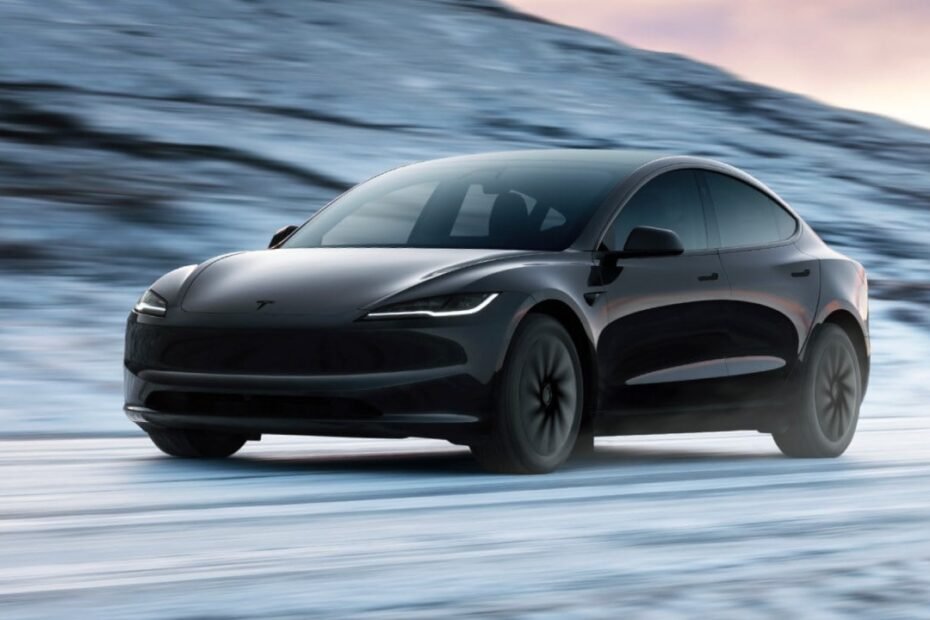 Tesla estrena en España su coche más asequible hasta la fecha: el Model 3 Standard cae casi 10.000 euros