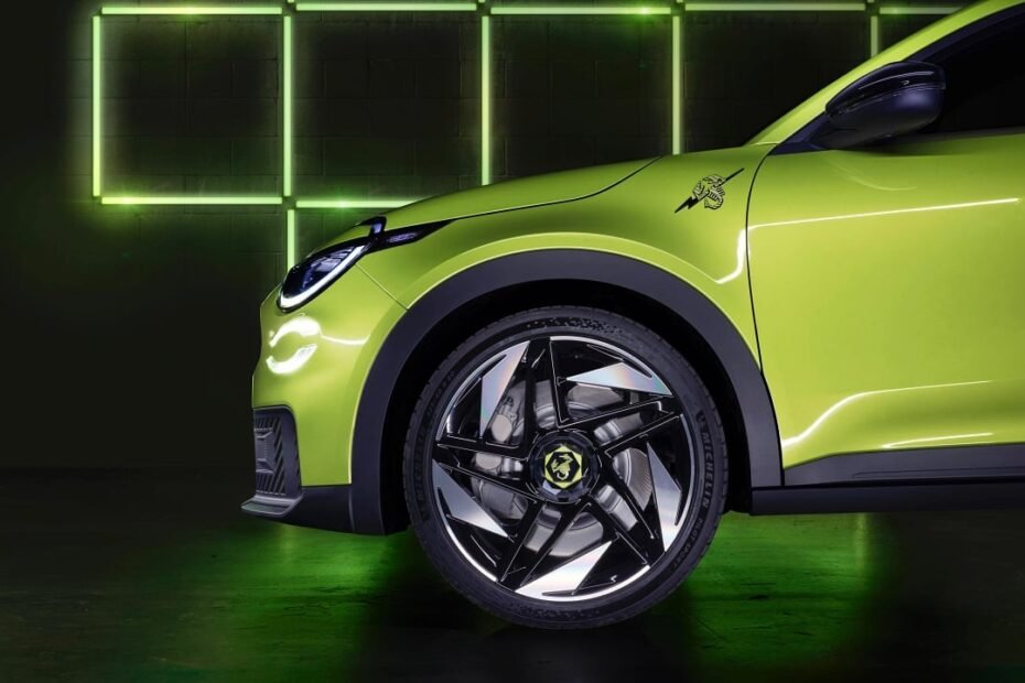 Tras declararse como 100% eléctrica esta querida marca italiana reconoce su error mientras "intentan" volver a la combustión