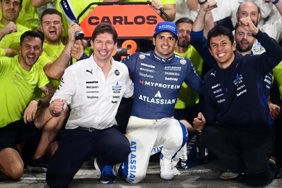 Williams se vuelca con Sainz y lo reconoce como líder: “Gracias, Carlos. Tu fe ayudó a impulsar nuestro progreso”