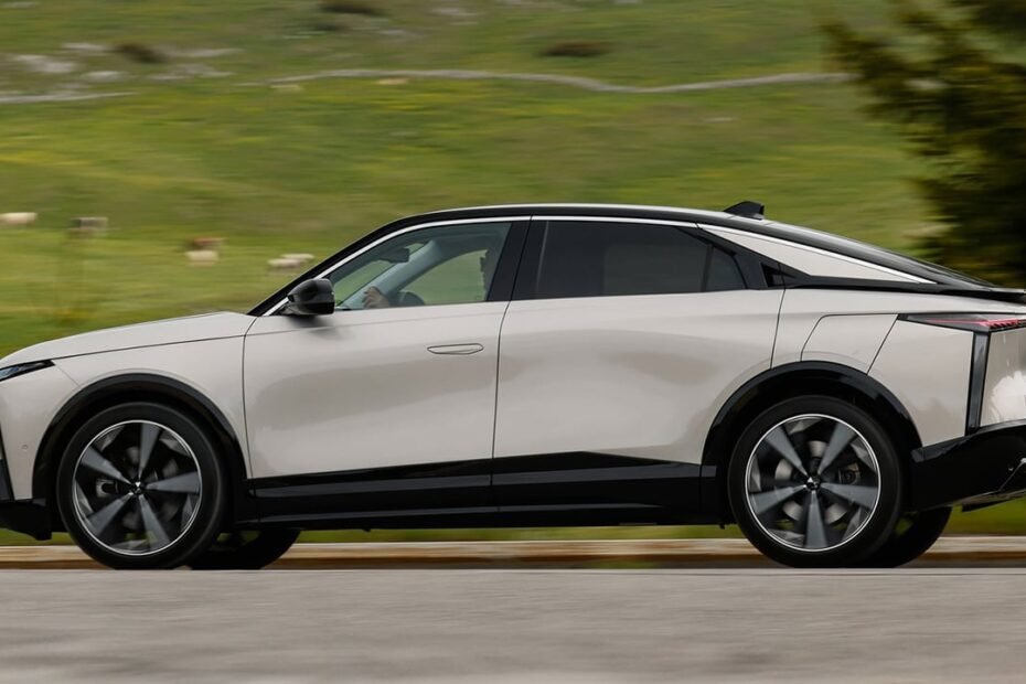 750 km de autonomía, tamaño XXL y 6.700 € de rebaja, el eléctrico que deja en evidencia a Tesla