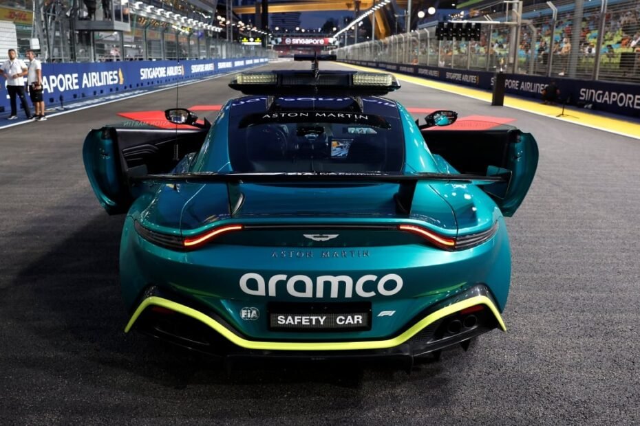 Aston Martin se descuelga y deja a Mercedes como única referencia al frente de la F1