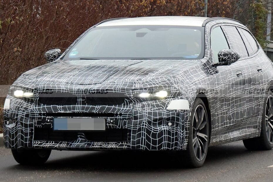 BMW prepara el golpe definitivo al Mercedes Clase E Estate con un mejorado Serie 5 Touring