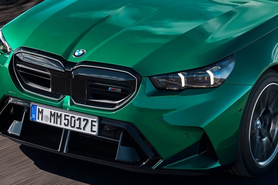 BMW salva sus V8 para la era Euro 7 con un cambio de motor que nadie esperaba (y no es eléctrico)