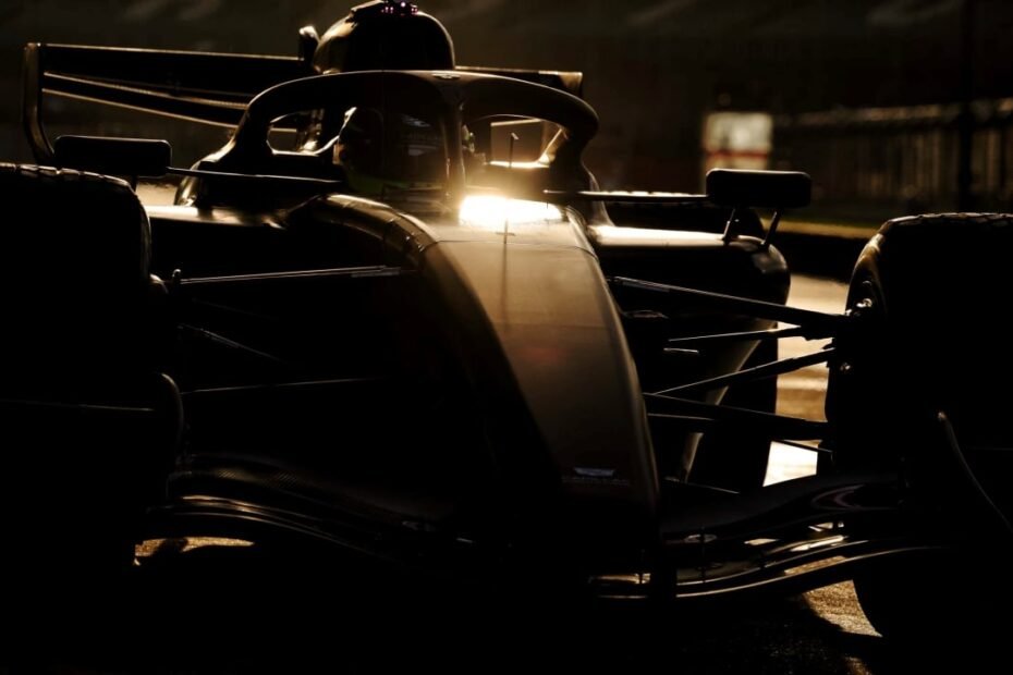 Cadillac estrena su F1 de 2026 en Silverstone... y este es el real