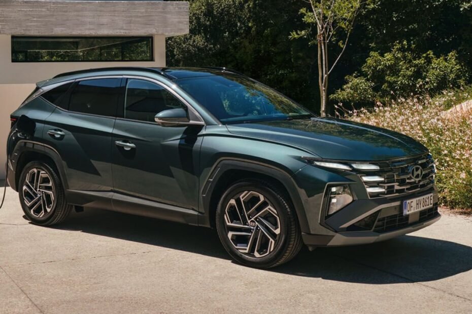 El Hyundai Tucson que hace 70 km sin gastar gasolina ahora es más potente, llega la nueva versión PHEV con 288 CV
