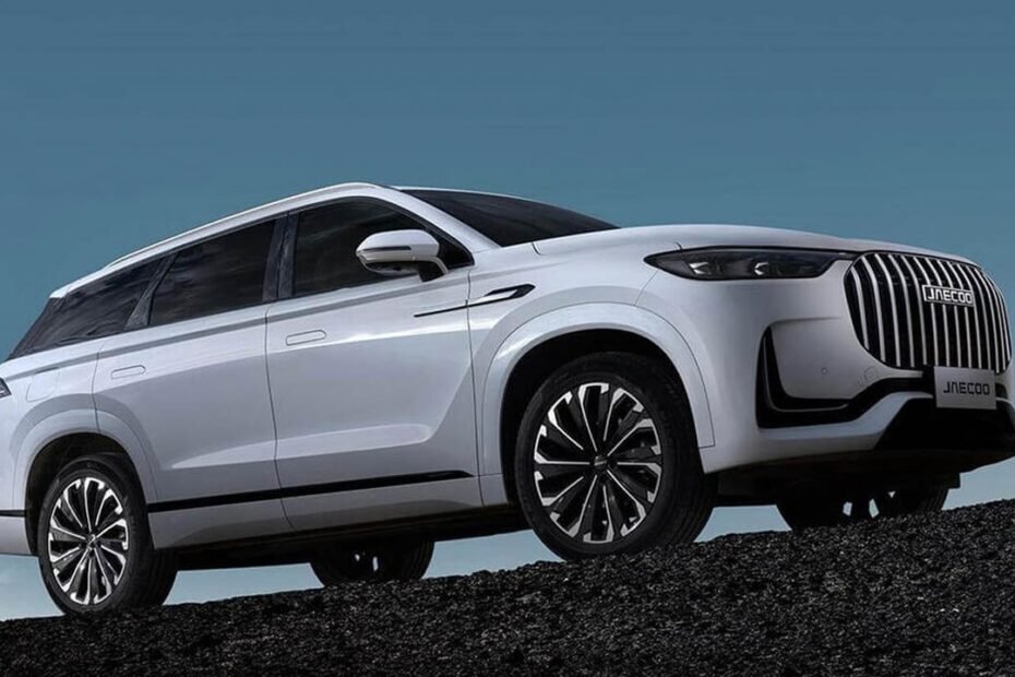 El nuevo JAECOO 8 ya tiene precios en España, un SUV PHEV y de siete plazas que apunta al Skoda Kodiaq