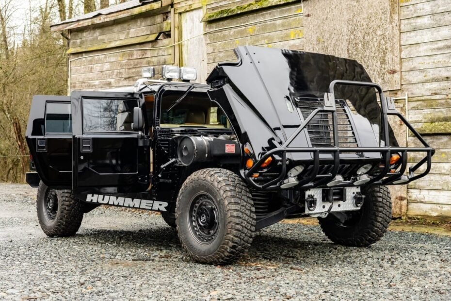 El último coche de Tupac sale a subasta casi intacto, un 4x4 que define toda una época