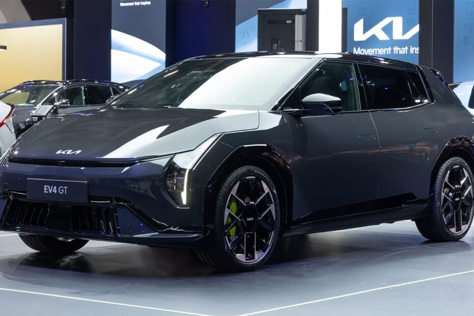 Llega el nuevo KIA EV4 GT con cambio de marchas virtual y 292 CV para desafiar al Volkswagen ID.3 GTX