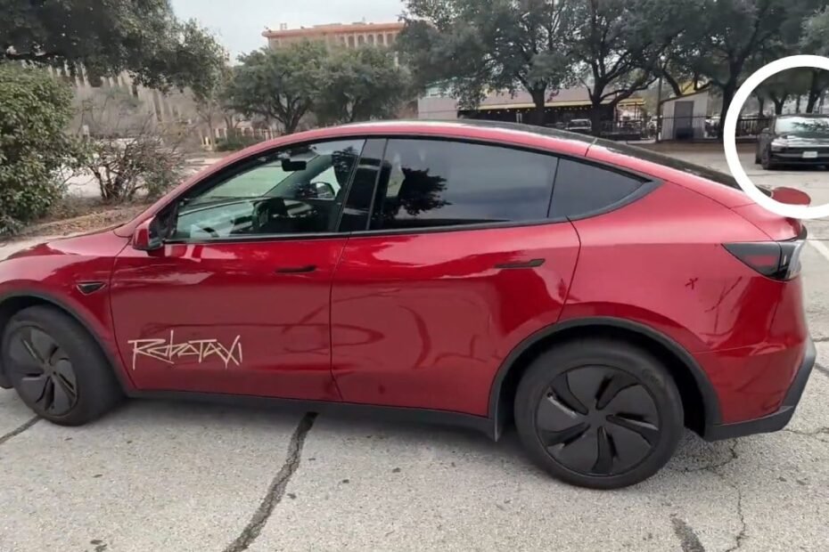 Los robotaxis de Tesla ya circulan sin conductor… pero Elon Musk no cuenta toda la historia