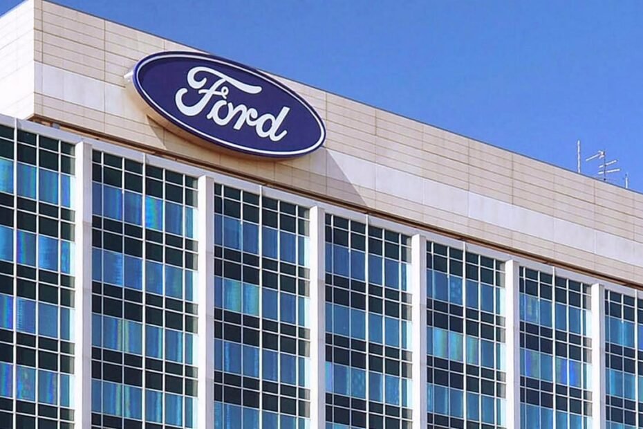 Primero VW, después Renault y ahora BYD: Ford negocia baterías chinas para sus modelos en Europa