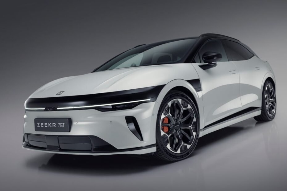 Zeekr trae a Europa su GT más ambicioso: casi 650 CV y carga ultrarrápida de solo 15 minutos