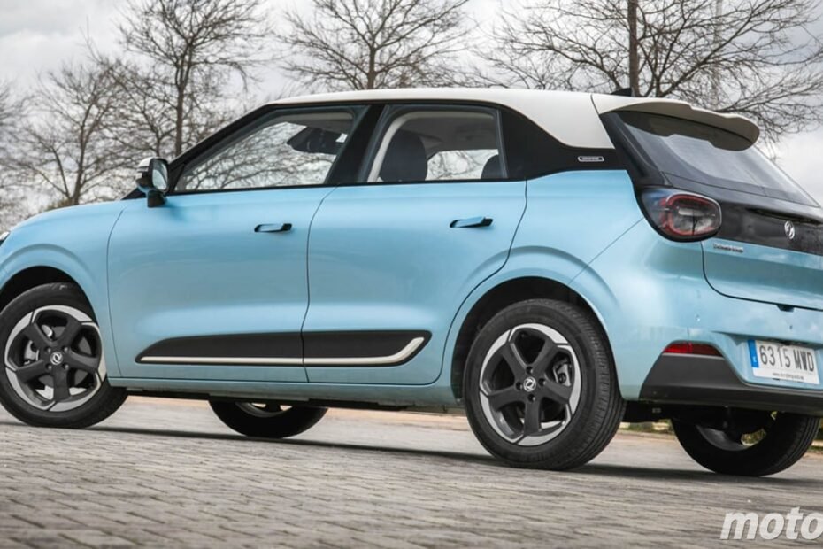 3.800 € más barato que un Opel Corsa y con mejor maletero, este eléctrico sorprende por precio y equipamiento
