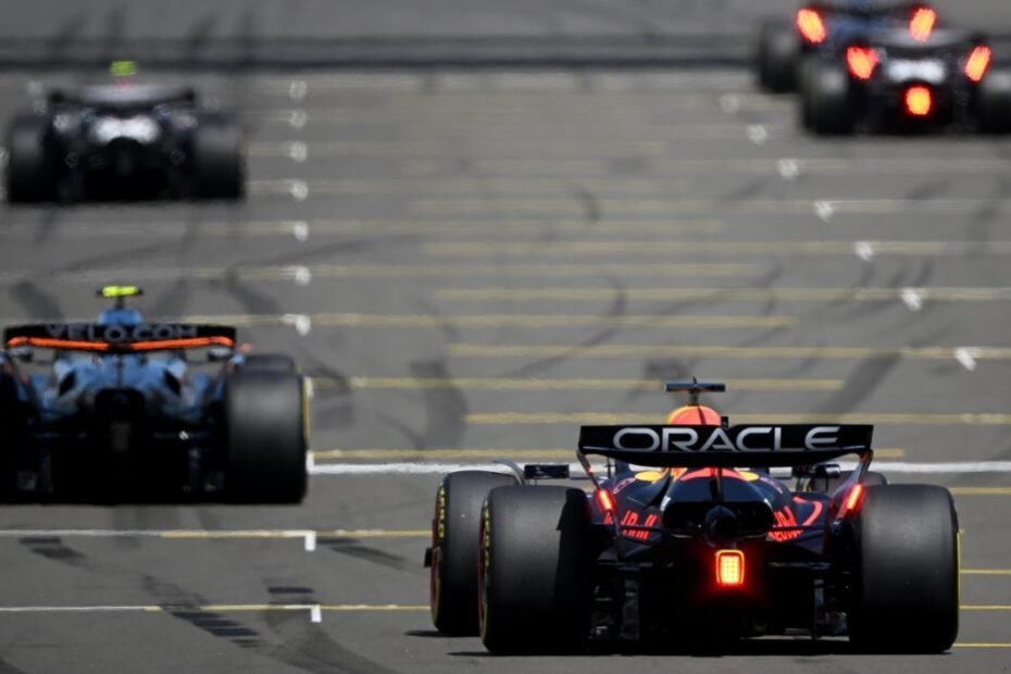 A la F1 también le aburren los viernes de los grandes premios y ya valora nuevos formatos