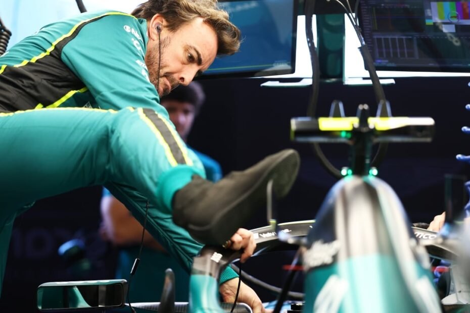 Alonso no esconde su decepción con el Aston Martin: “Está claro que necesitamos mejorar el ritmo”