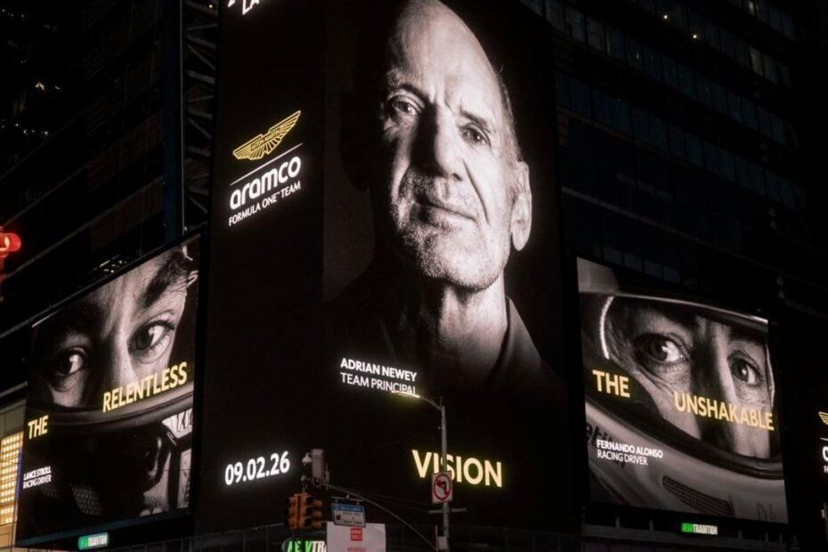 Aston Martin presenta el AMR26 en directo: así puedes ver el coche con el que Alonso va a por la 33