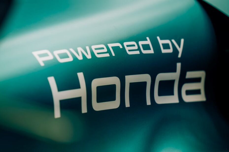 Aston Martin toca fondo con un comunicado durísimo de Honda y Alonso revive su peor déjà vu de McLaren