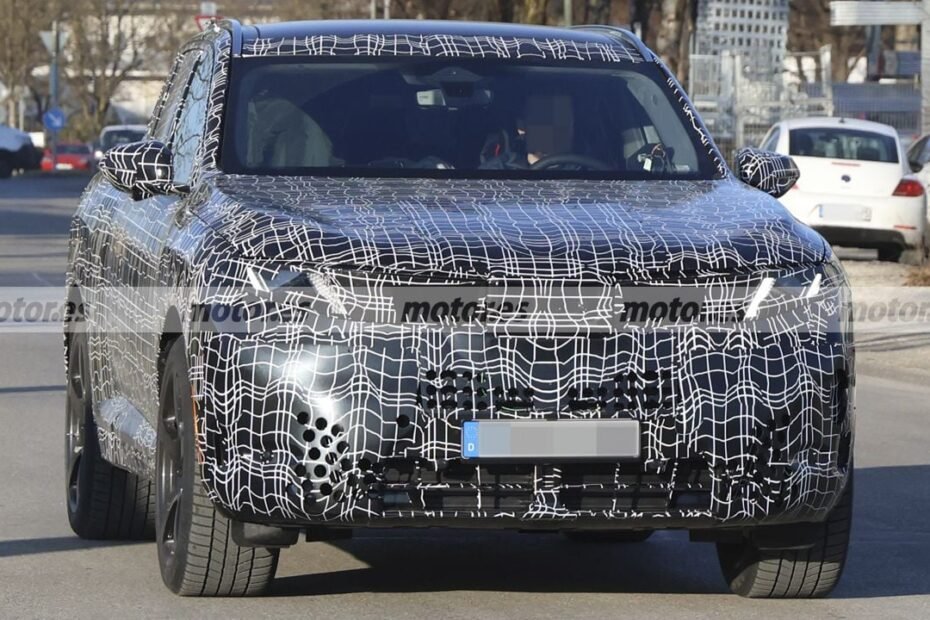 BMW se pasa de rosca con el X5 M60 xDrive 2027, más radical y con un cambio mecánico que no esperabas