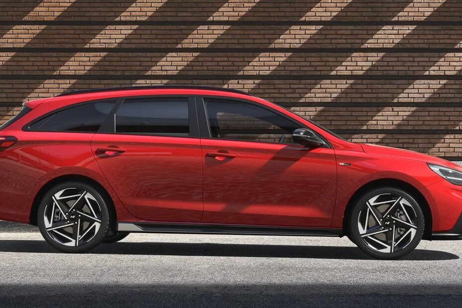 Con 600 litros de maletero, etiqueta ECO y 3.000 € de rebaja, este coche familiar de precio razonable es la compra definitiva