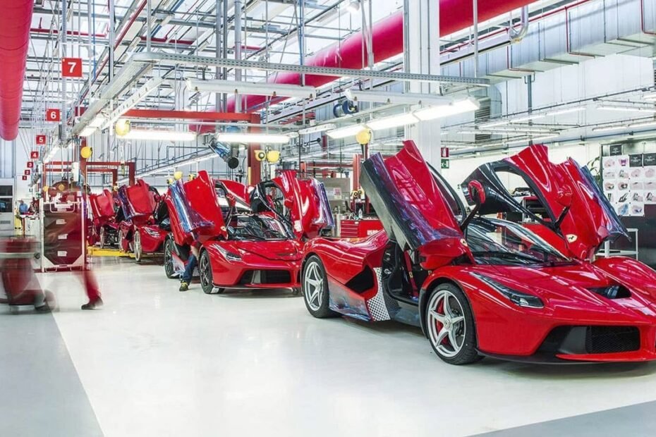 Con pedidos casi agotados hasta 2027, Ferrari reparte premio: bonificaciones de hasta 15.000 € para sus empleados