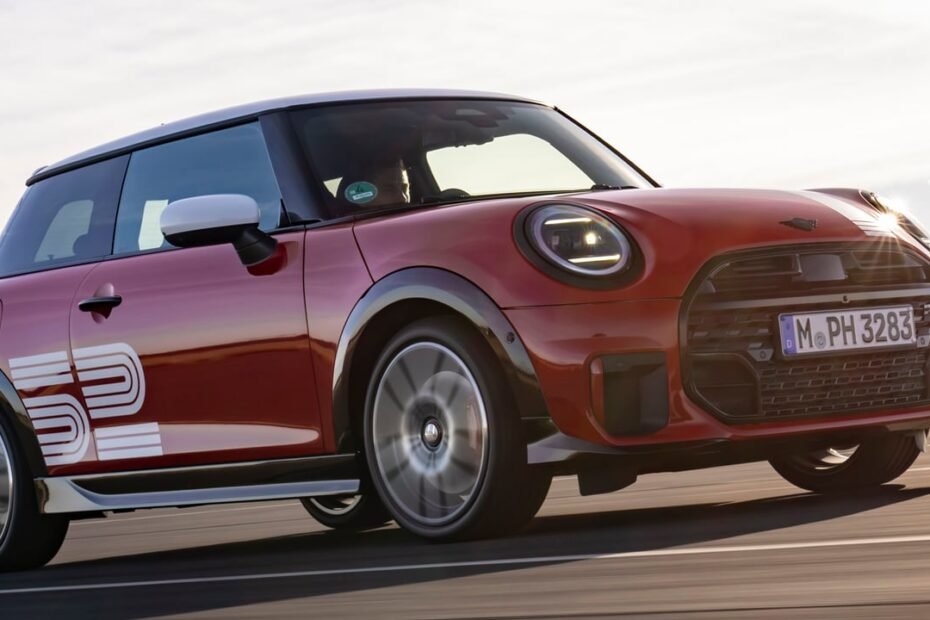 El MINI John Cooper Works se viste de Montecarlo: edición especial exclusiva para revivir su gran triunfo