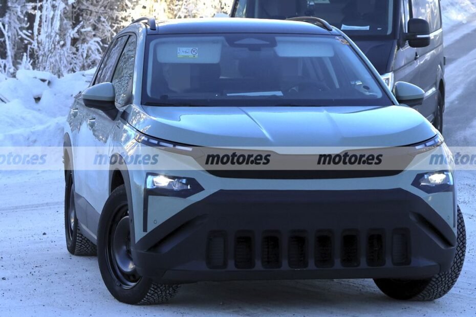 El nuevo Škoda Epiq 2026 pierde gran parte del camuflaje en el norte de Europa