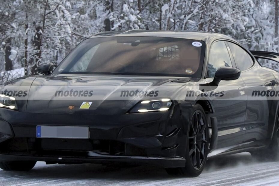 El Porsche Taycan más extremo llega a las pruebas de invierno con una meta seria: bajar de los 7 minutos en Nürburgring