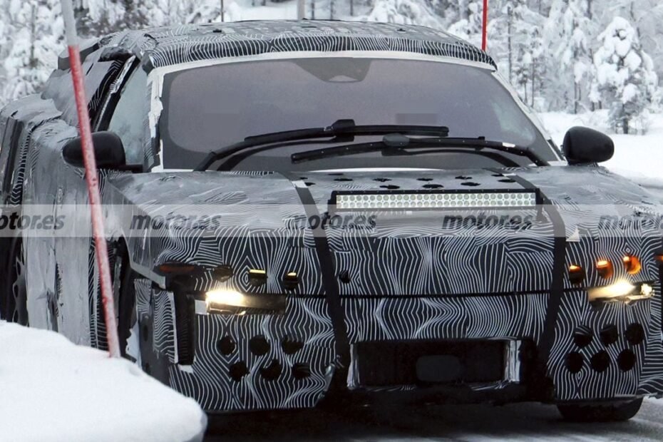 Estas nuevas fotos espía del Ferrari Luce revelan el detalle más sorprendente de este eléctrico de +1.000 CV