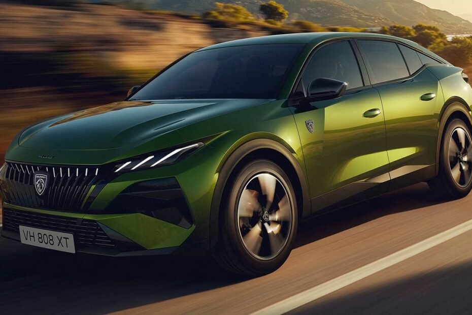 Estos son los precios del nuevo Peugeot 408 2026 con hasta 240 CV y una versión eléctrica mejorada