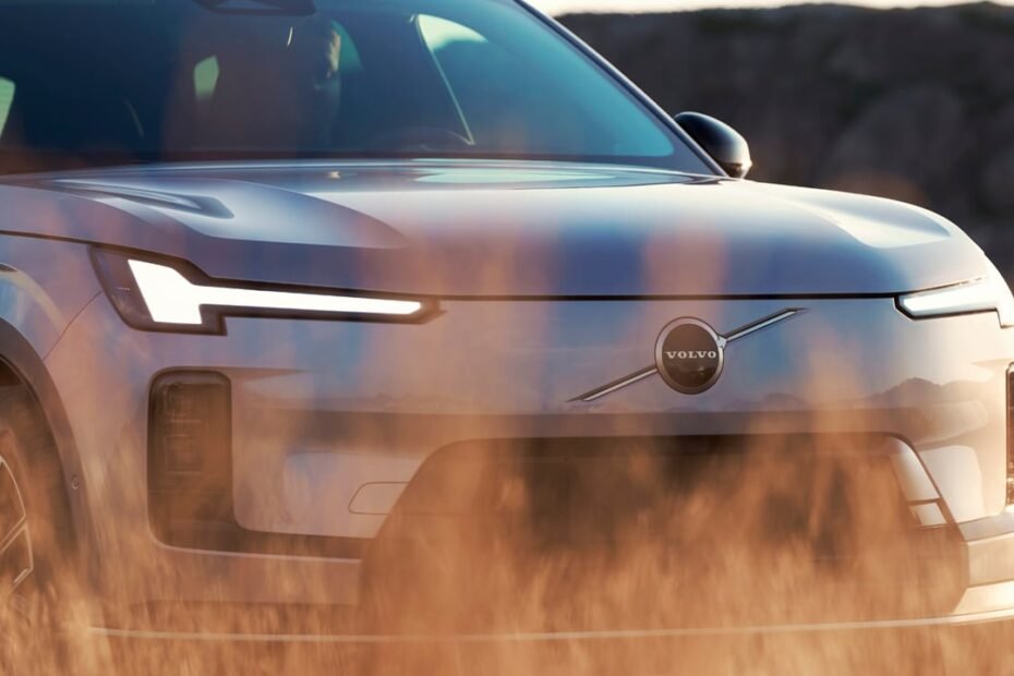 Los nuevos faros de Volvo no son solo diseño, hacen cosas que otros coches aún no pueden