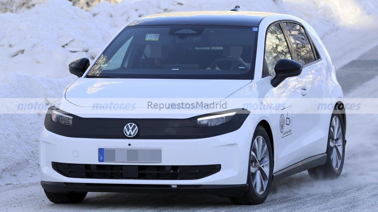 Volkswagen ID. Polo R-Line 2027, primeras fotos espía del acabado que ...