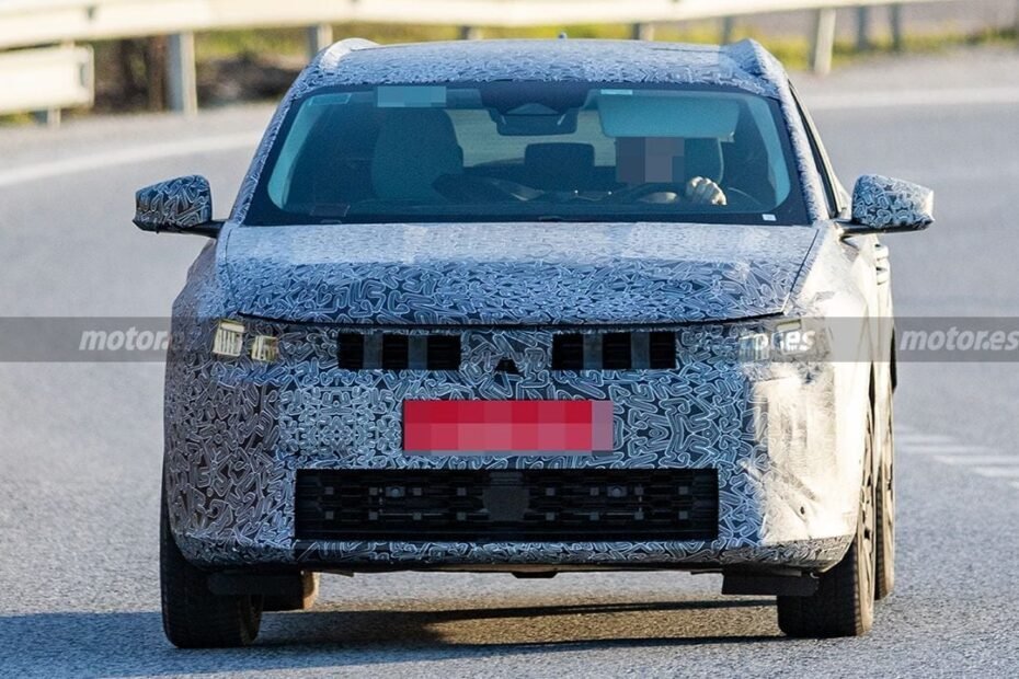 2026 será el año del nuevo Dacia: ya tiene nombre el crossover que quiere darle la vuelta al mercado