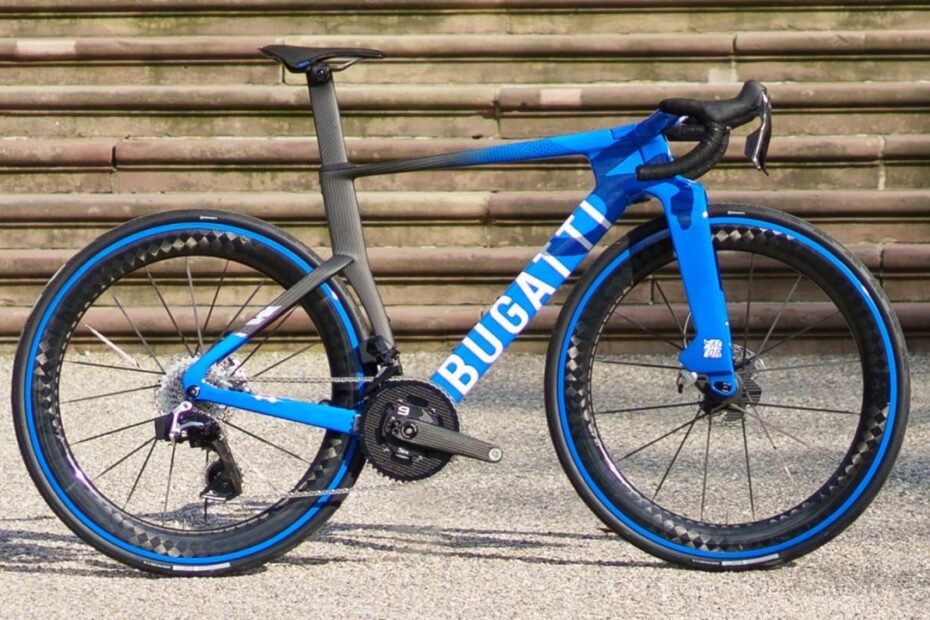 Bugatti firma su primera aventura en dos ruedas con la Factor ONE: lujo, exclusividad y obsesión por el detalle