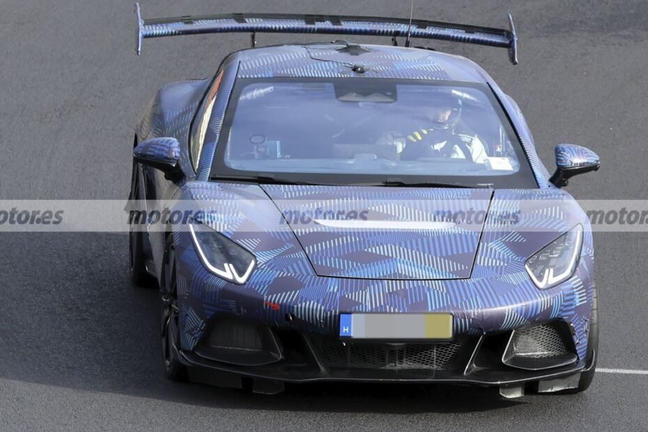 BYD quiere conquistar a los puristas de Porsche y AMG y su jefa en Europa avisa: "Queremos que digan 'este el coche que quiero conducir'"