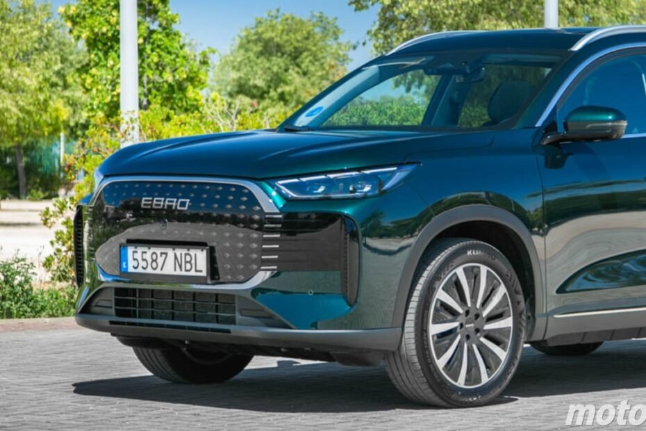 EBRO se lanza al mercado de coches eléctricos con un nuevo SUV que llega en 2026