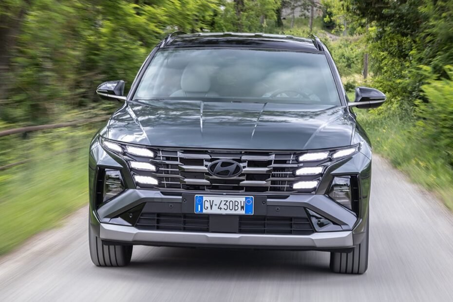 El Hyundai TUCSON que lo tiene todo se desploma 8.300 €, hace 70 km sin gastar gasolina, etiqueta CERO y maletero amplio