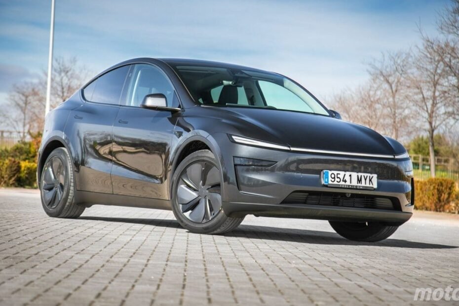 El Model Y se gana una nueva vida en España: así ha cambiado la gama del coche eléctrico más vendido de Tesla