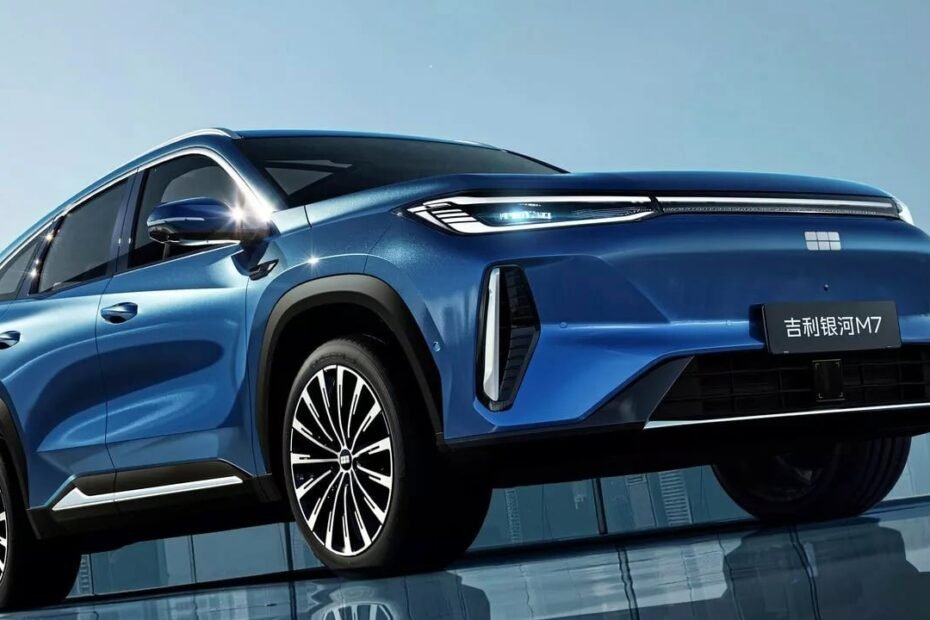 El nuevo Geely Galaxy M7 dispara la autonomía de los PHEV: casi 1.750 km con un depósito y una carga