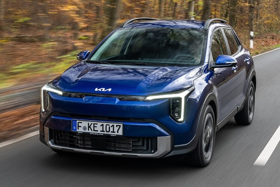 Etiqueta ECO, diseño renovado y 3.900 € de descuento, este KIA Stonic a precio de Dacia es un chollo en el segmento B-SUV