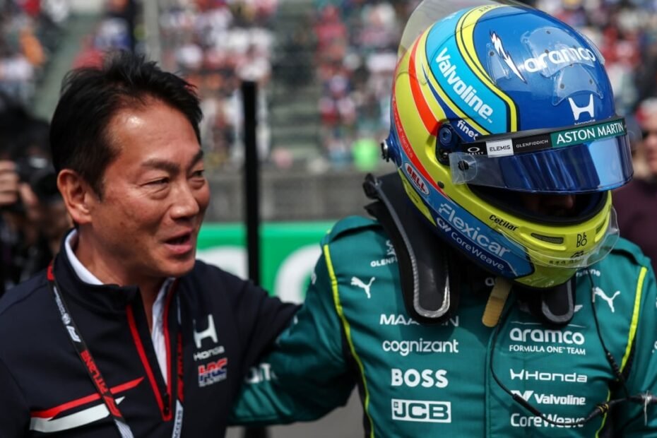 Honda aclara la confusión de Alonso con las vibraciones en Suzuka: “El viernes probamos algo que no pudimos mantener”