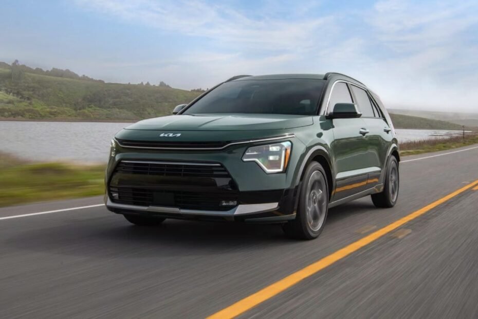 Kia Sportage HEV, Niro HEV y EV3: madurez tecnológica como argumento definitivo frente a las marcas emergentes