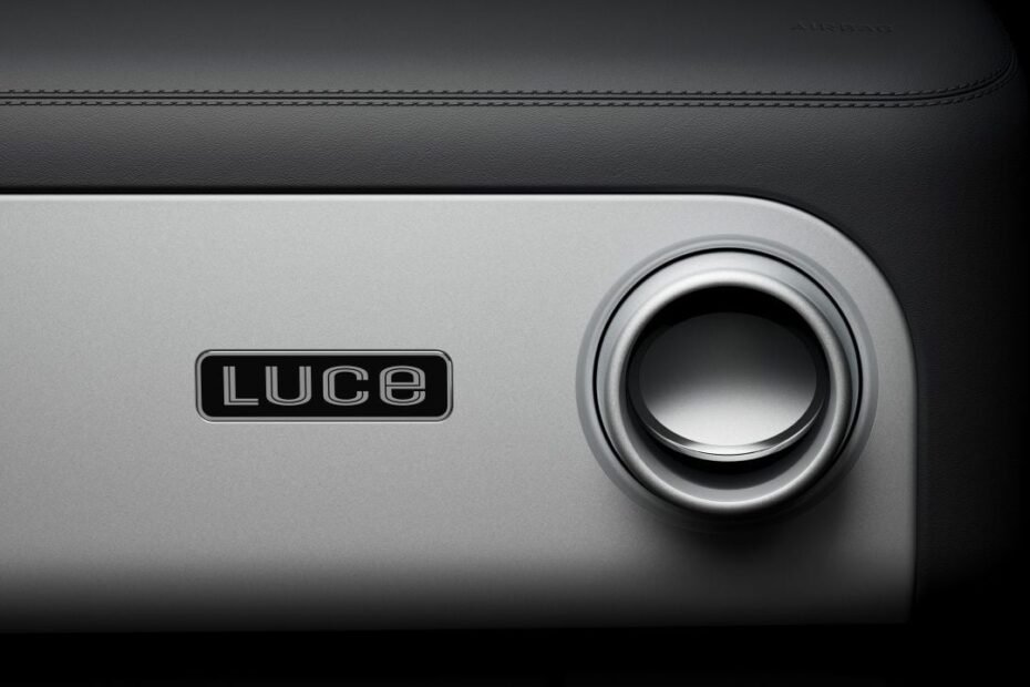 La jugada de Mazda que deja a Ferrari en la sombra: el primer Ferrari eléctrico, en riesgo de que le pase lo que a Tesla