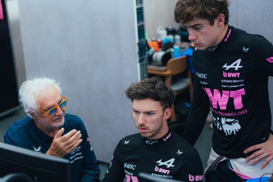 La realidad de la Fórmula 1 le baja los humos a Briatore: “Al menos tenemos un punto...”