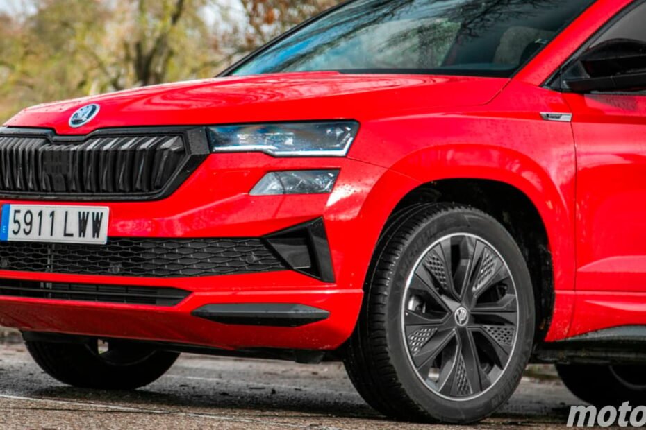 No veremos el nuevo Skoda Karoq hasta 2027, el Elroq y el SEAT Ateca lo explican