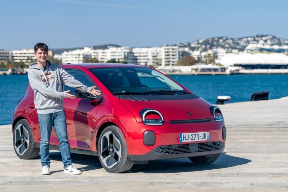 Probamos el nuevo Renault Twingo, el asequible urbano resucita para retar a los eléctricos chinos