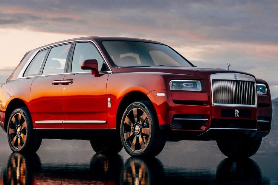 Rolls-Royce se ve obligada a pedir a sus clientes que no usen la parte trasera ni el maletero: lujo con letra pequeña