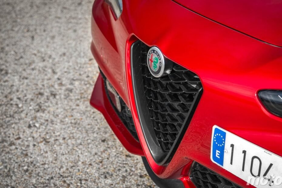 Se sigue vendiendo por menos de lo que cuesta un BMW Serie 3 solo gasta 5 litros y presume de un dinamismo superior