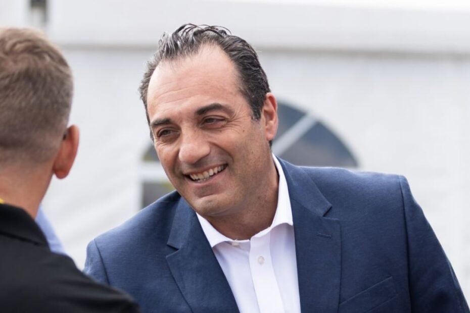 El CEO de Stellantis ya tiene sus 4 marcas prioritarias y algunas de las más queridas se quedan a un lado