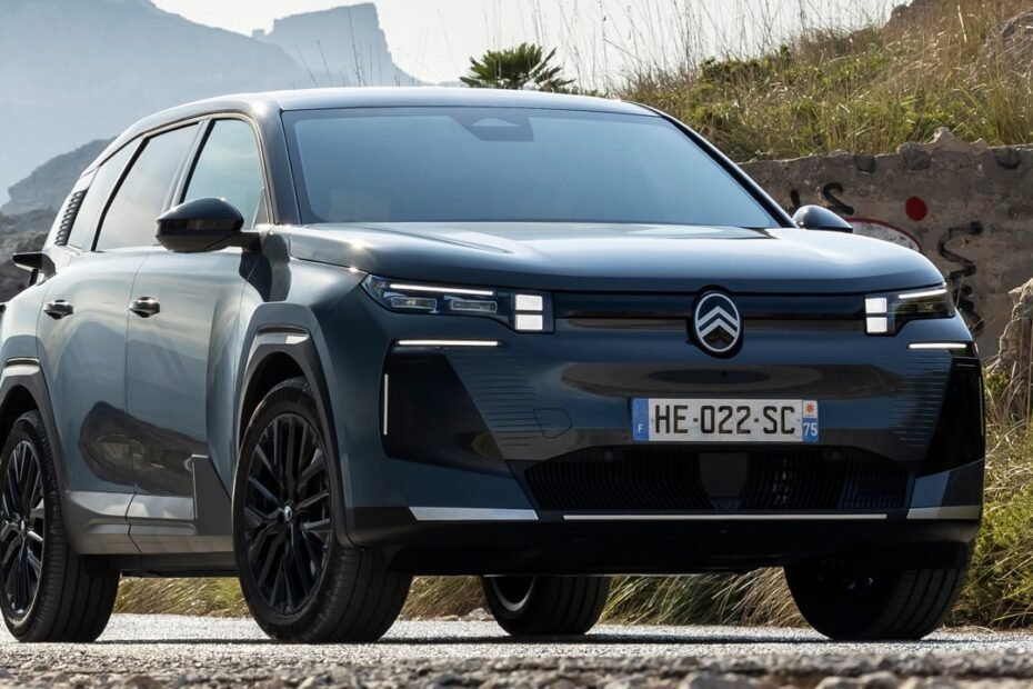 El Citroën ë-C5 Aircross ya roza los 700 km de autonomía y empieza a poner en apuros al híbrido